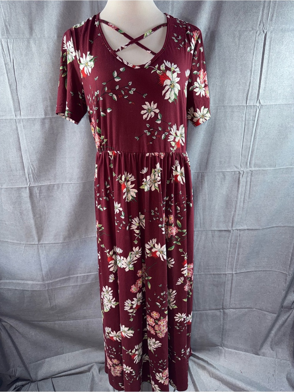 3100-Haihuijia Crisscross V-Neck Floral Maxi Dress in Burgundy